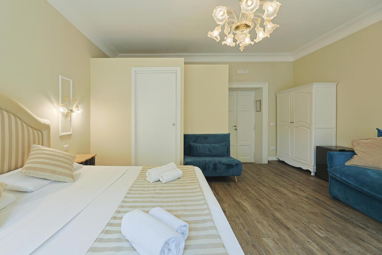 Art House Suites56 Via Del Babuino 56 Roma Esterno foto