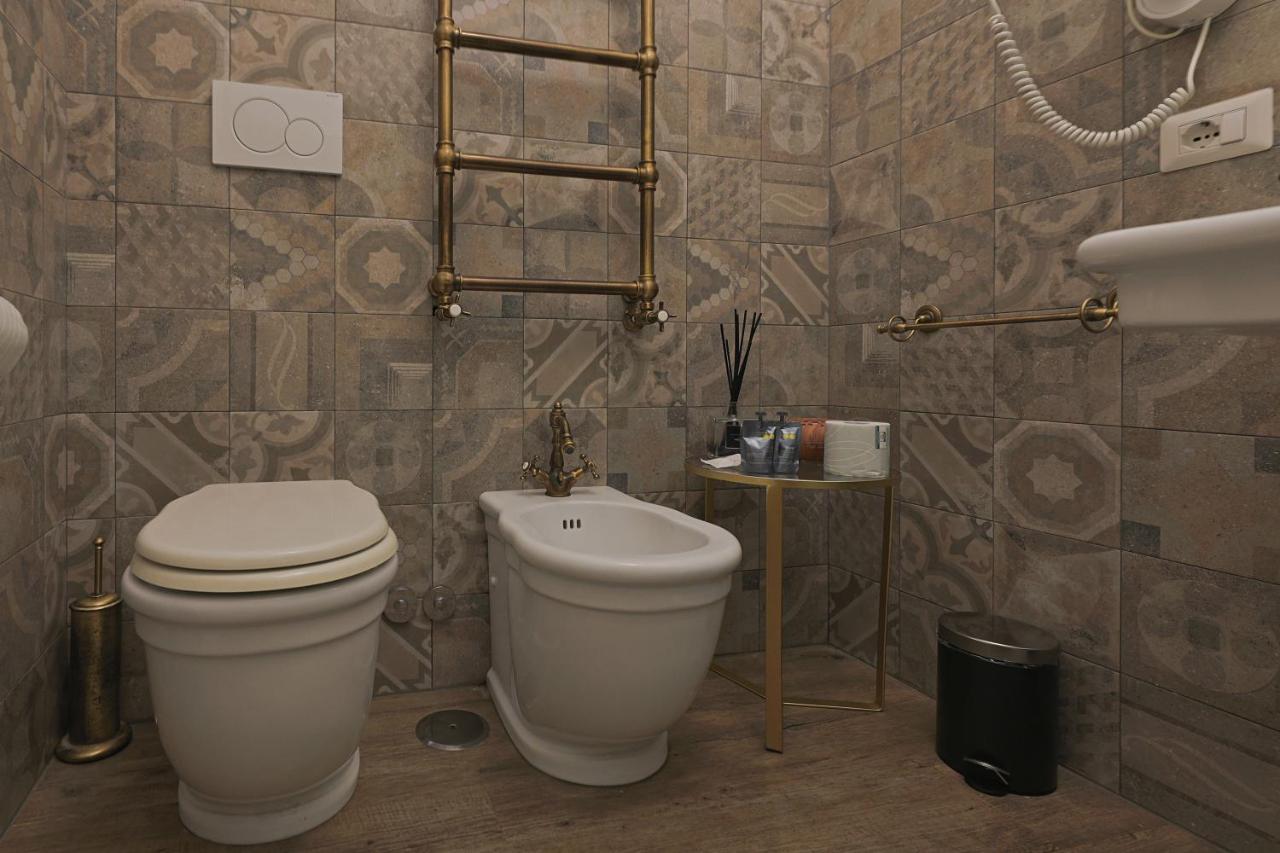 Art House Suites56 Via Del Babuino 56 Roma Esterno foto