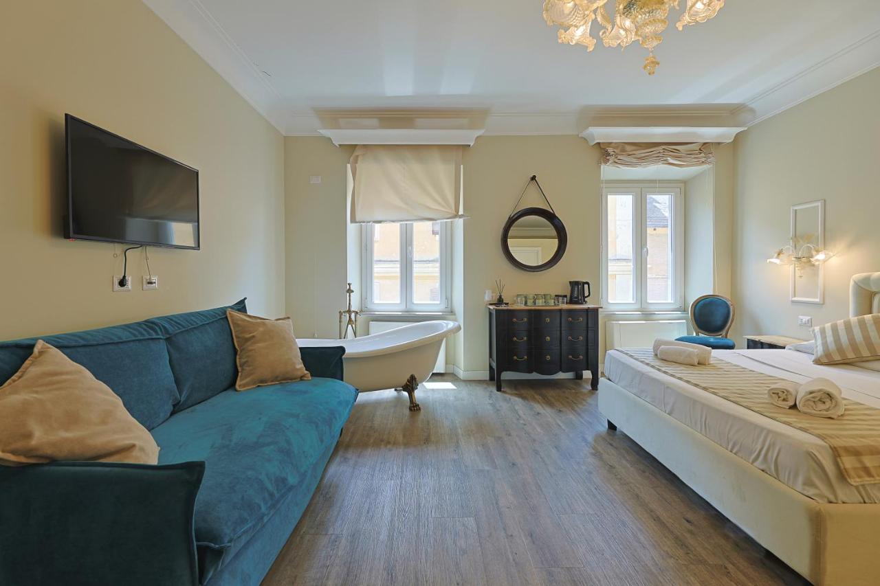 Art House Suites56 Via Del Babuino 56 Roma Esterno foto