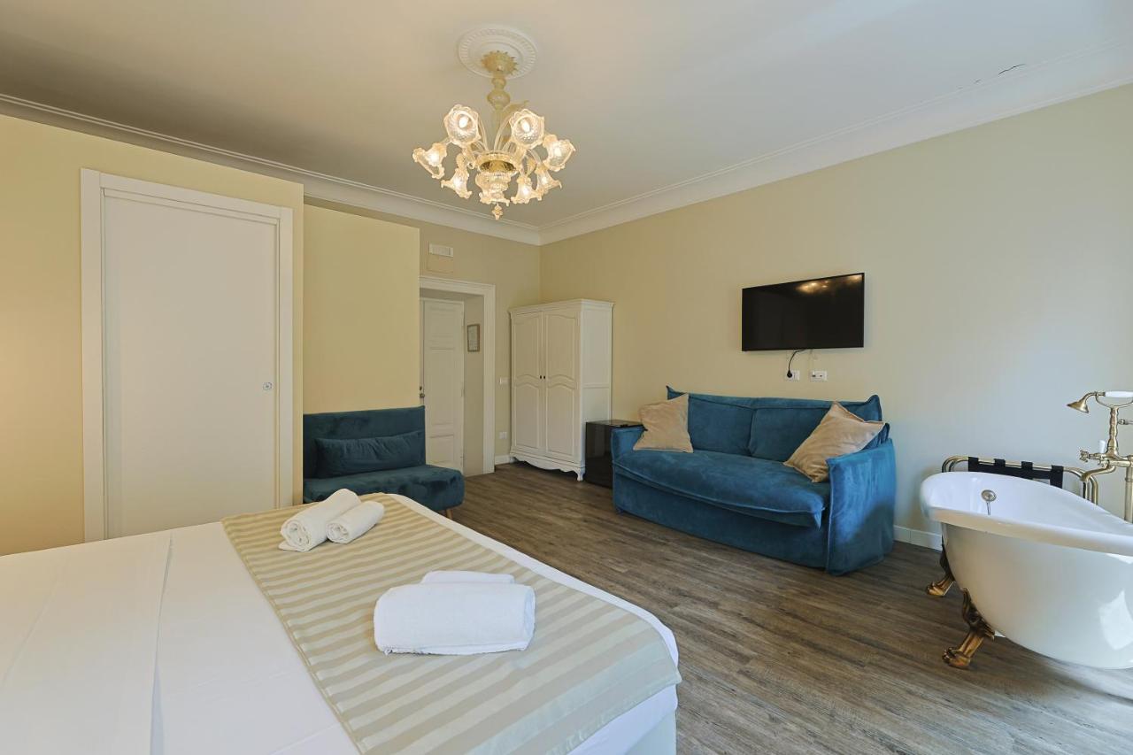 Art House Suites56 Via Del Babuino 56 Roma Esterno foto