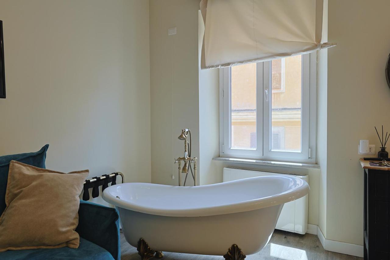 Art House Suites56 Via Del Babuino 56 Roma Esterno foto